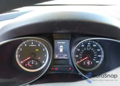 2015 Hyundai Santa Fe Sport 2.4L z USA, uszkodzony, nr VIN 5XYZU3LB2FG235674